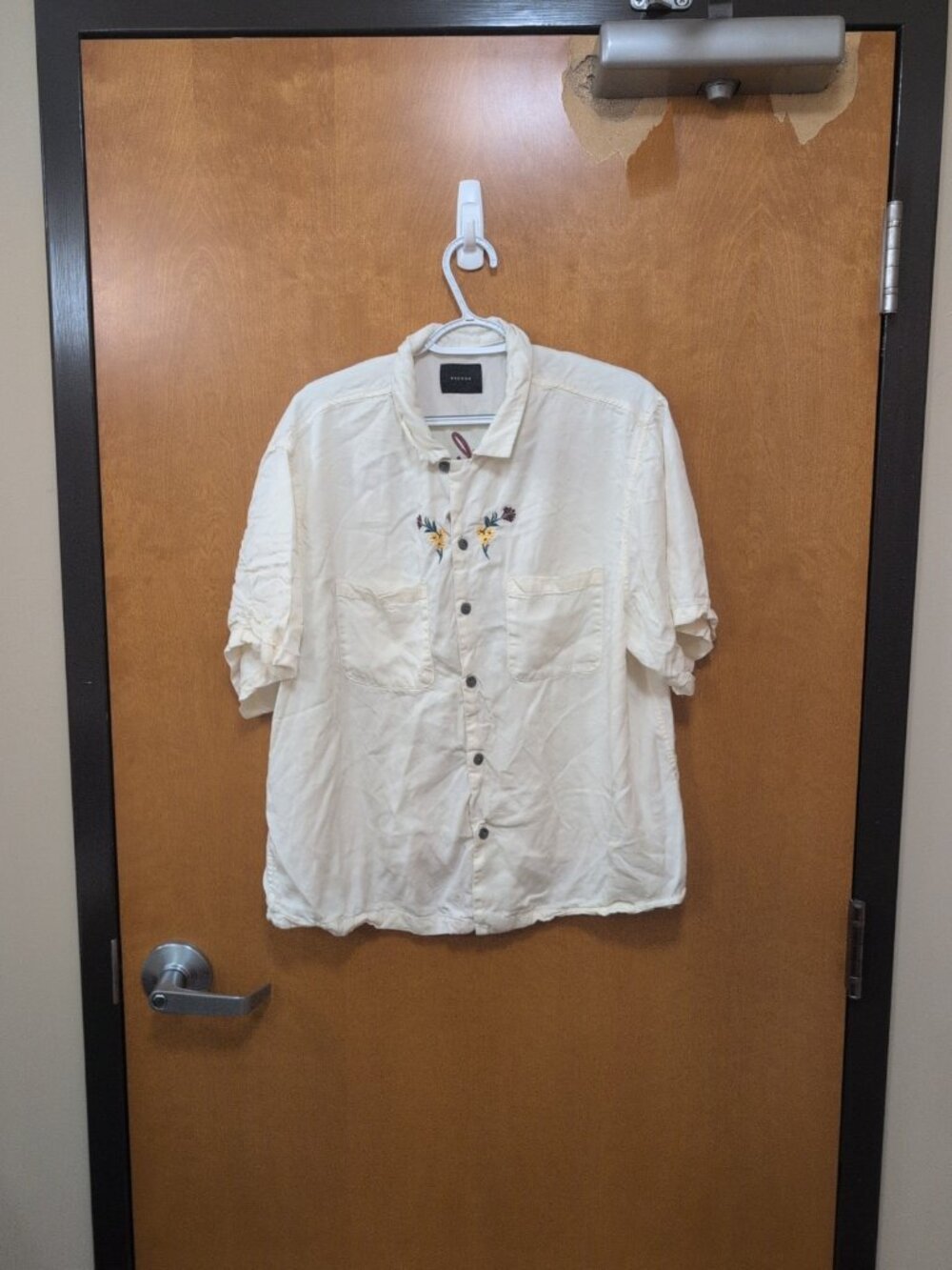 PACSUN Shirt Mens L White Red Short Sleeve Button Up Floral LA Global Auto LA